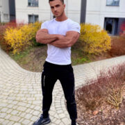 0805623D-FBAC-4D5E-B807-B21CCB38AEFA